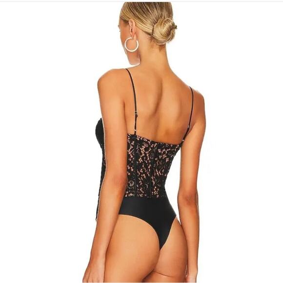 The CAMI NYC Anne Corded Lace Bodysuit size 2 NWT - Picture 3 of 13